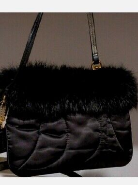 Coach Soho Ski Rabbit Furry Trim Black Quilted Wristlet With Hang tag